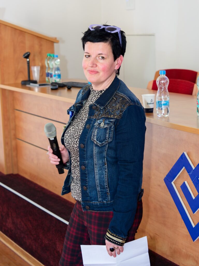 Odborný seminář na téma Nedonošené děti a novorozenci v Nemocniční lékárně FN Motol, určený farmaceutické veřejnosti.