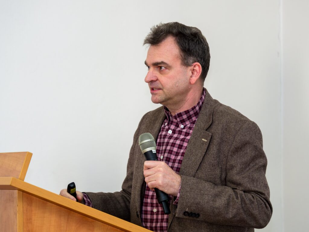 Odborný seminář na téma Nedonošené děti a novorozenci v Nemocniční lékárně FN Motol, určený farmaceutické veřejnosti.