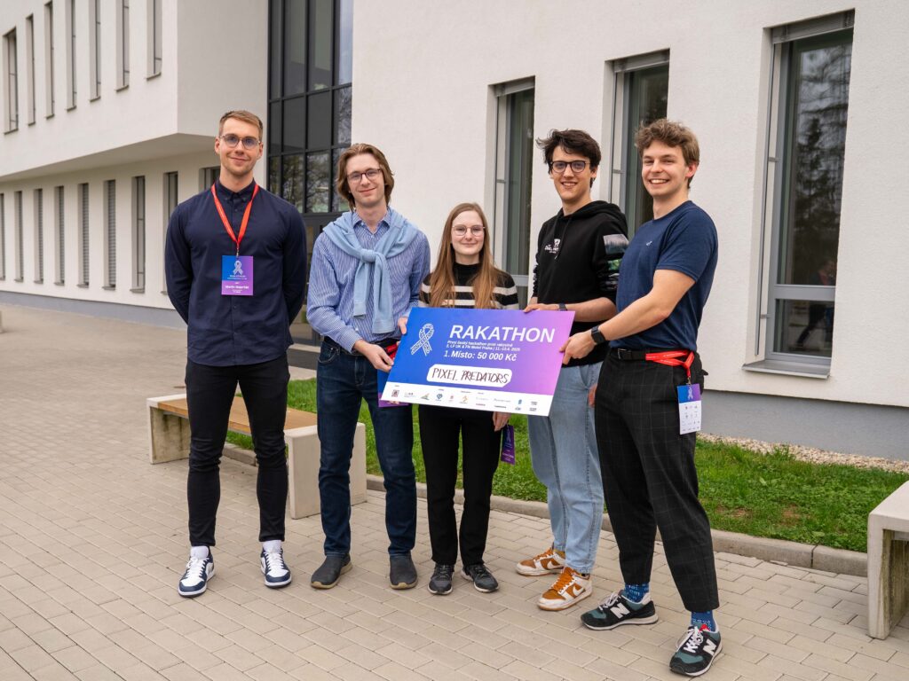Mozky proti rakovině: FN Motol podpořila první český Rakathon Vítězný tým